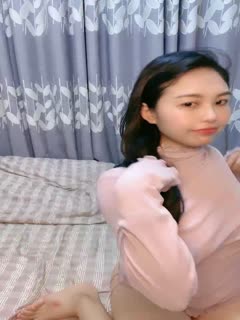 极品身材的小姐姐用自慰棒给你自己插到胡言乱语